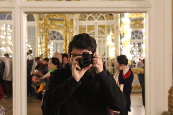 Entre la espada y la espada